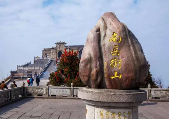 長沙市威龍保安服務(wù)有限公司,威龍保安服務(wù),長沙保安公司,湖南保安服務(wù),銀行保安,安保公司,明星安保