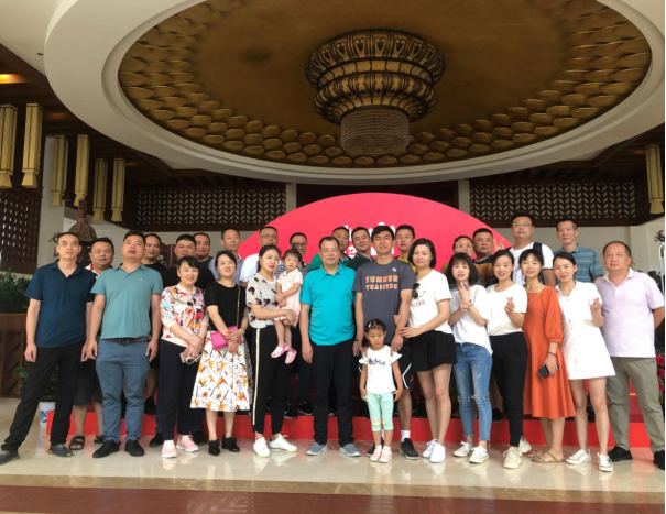 長沙市威龍保安服務(wù)有限公司,威龍保安服務(wù),長沙保安公司,湖南保安服務(wù),銀行保安,安保公司,明星安保
