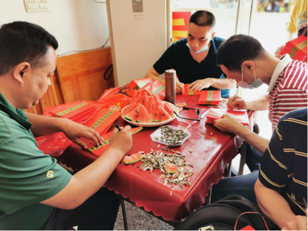 長沙市威龍保安服務(wù)有限公司,威龍保安服務(wù),長沙保安公司,湖南保安服務(wù),銀行保安,安保公司,明星安保
