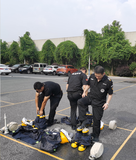 長沙市威龍保安服務有限公司,威龍保安服務,長沙保安公司,湖南保安服務,銀行保安,安保公司,明星安保