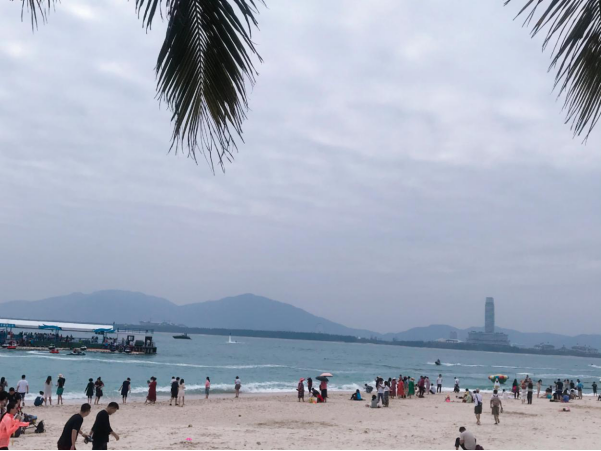 長沙市威龍保安服務(wù)有限公司,威龍保安服務(wù),長沙保安公司,湖南保安服務(wù),銀行保安,安保公司,明星安保