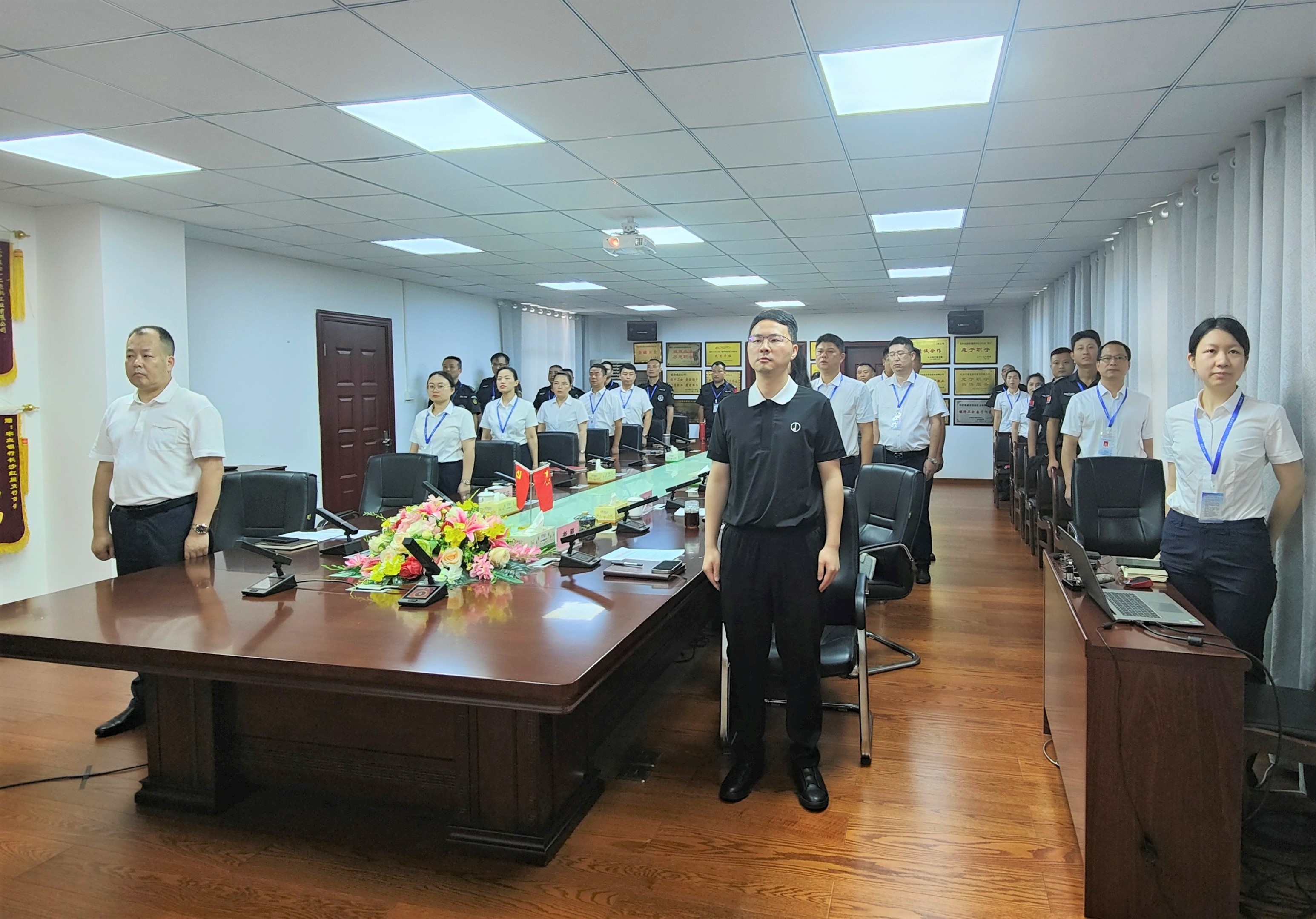 長沙市威龍保安服務有限公司,威龍保安服務,長沙保安公司,湖南保安服務,銀行保安,安保公司,明星安保