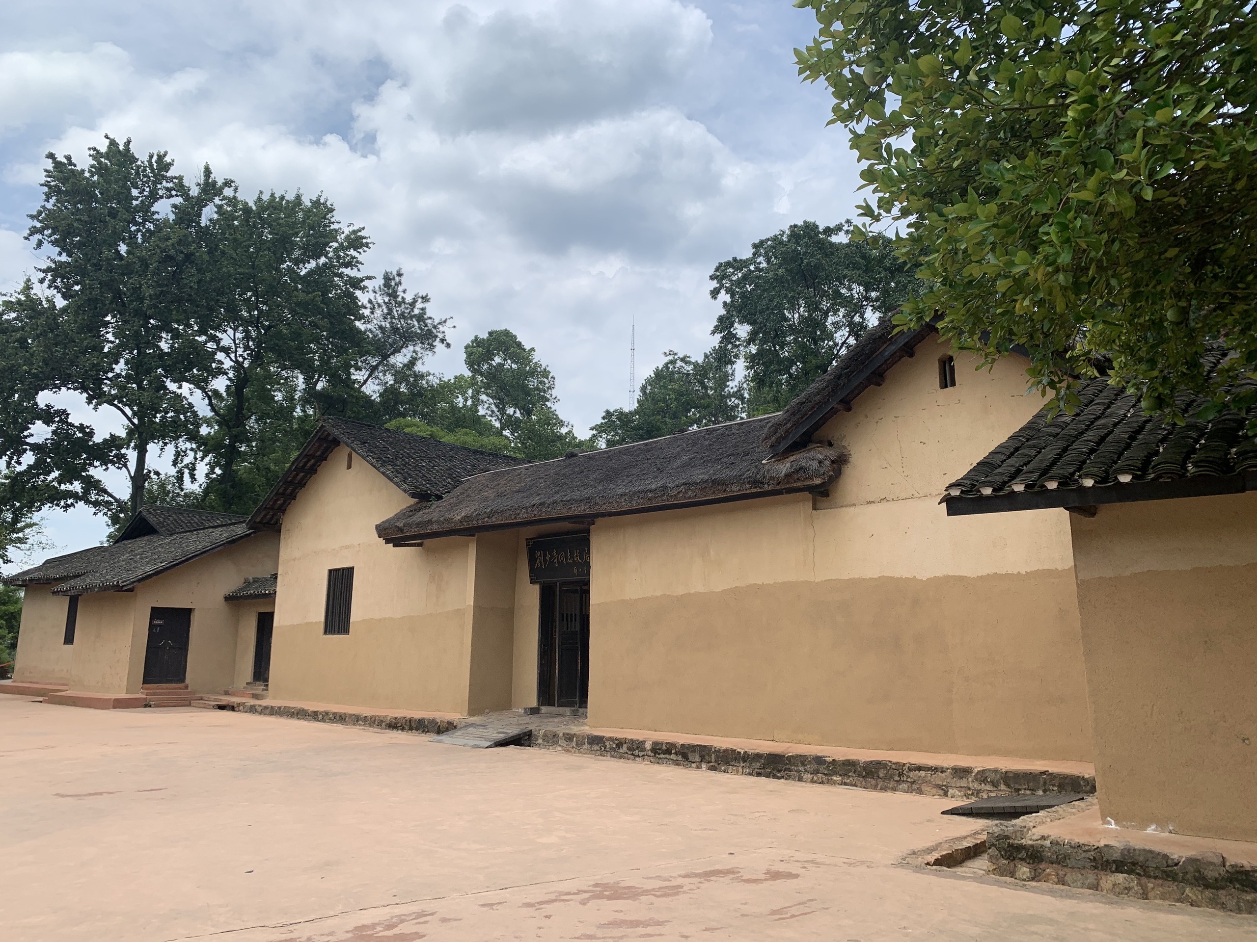 長沙市威龍保安服務有限公司,威龍保安服務,長沙保安公司,湖南保安服務,銀行保安,安保公司,明星安保
