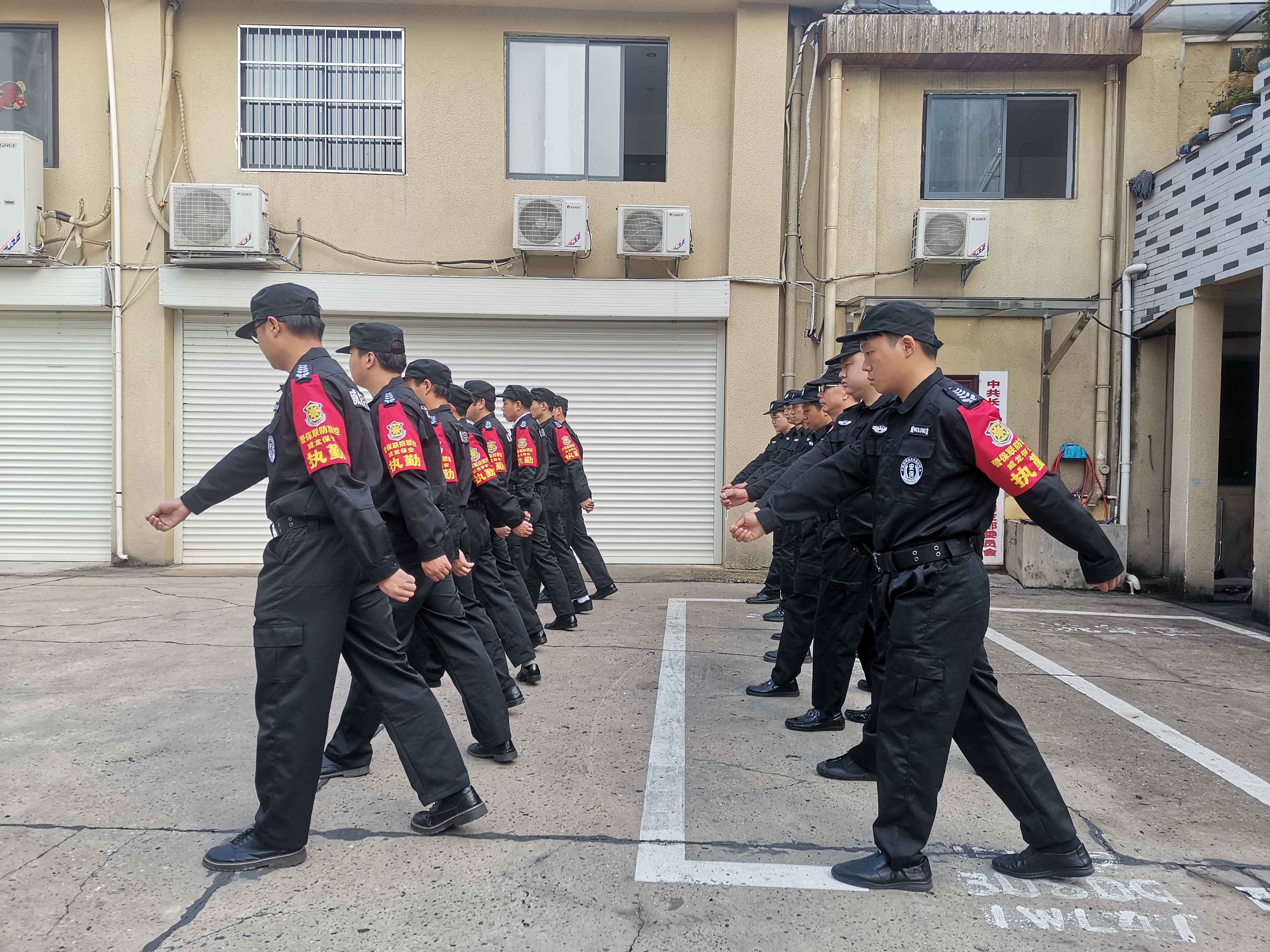 長沙市威龍保安服務有限公司,威龍保安服務,長沙保安公司,湖南保安服務,銀行保安,安保公司,明星安保