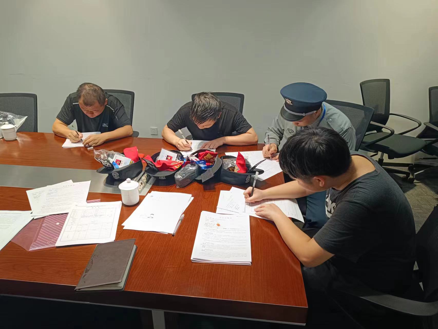長沙市威龍保安服務有限公司,威龍保安服務,長沙保安公司,湖南保安服務,銀行保安,安保公司,明星安保